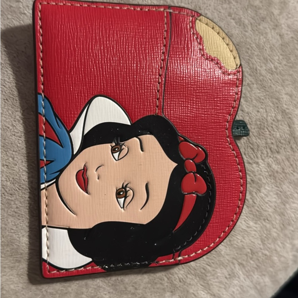 Disney and Kate Spade Snow White mini wallet